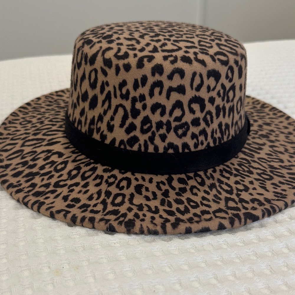 Leopard Print Wide Brim Hat
